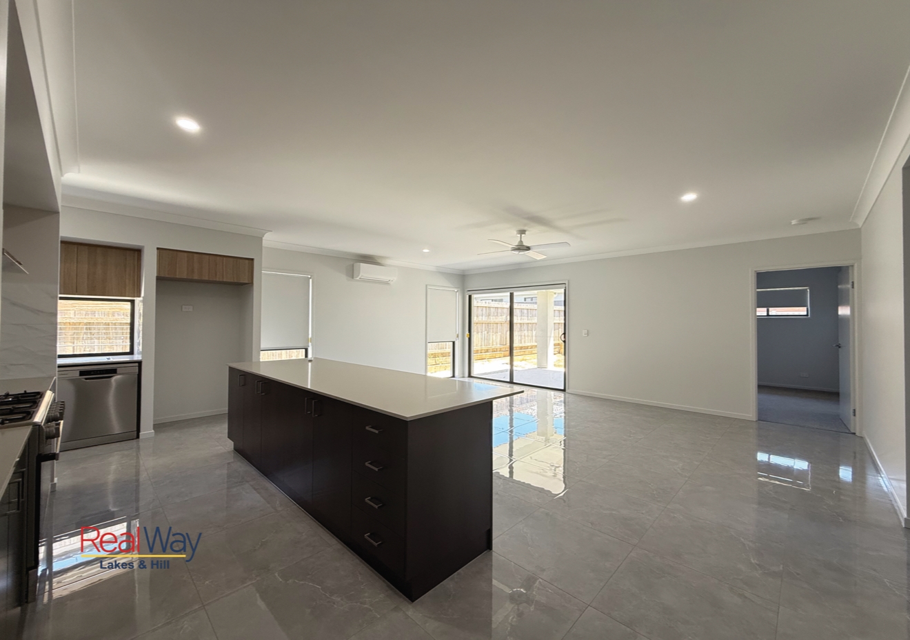 23 Naretha Court, Morayfield, QLD, 4506 — photo 7
