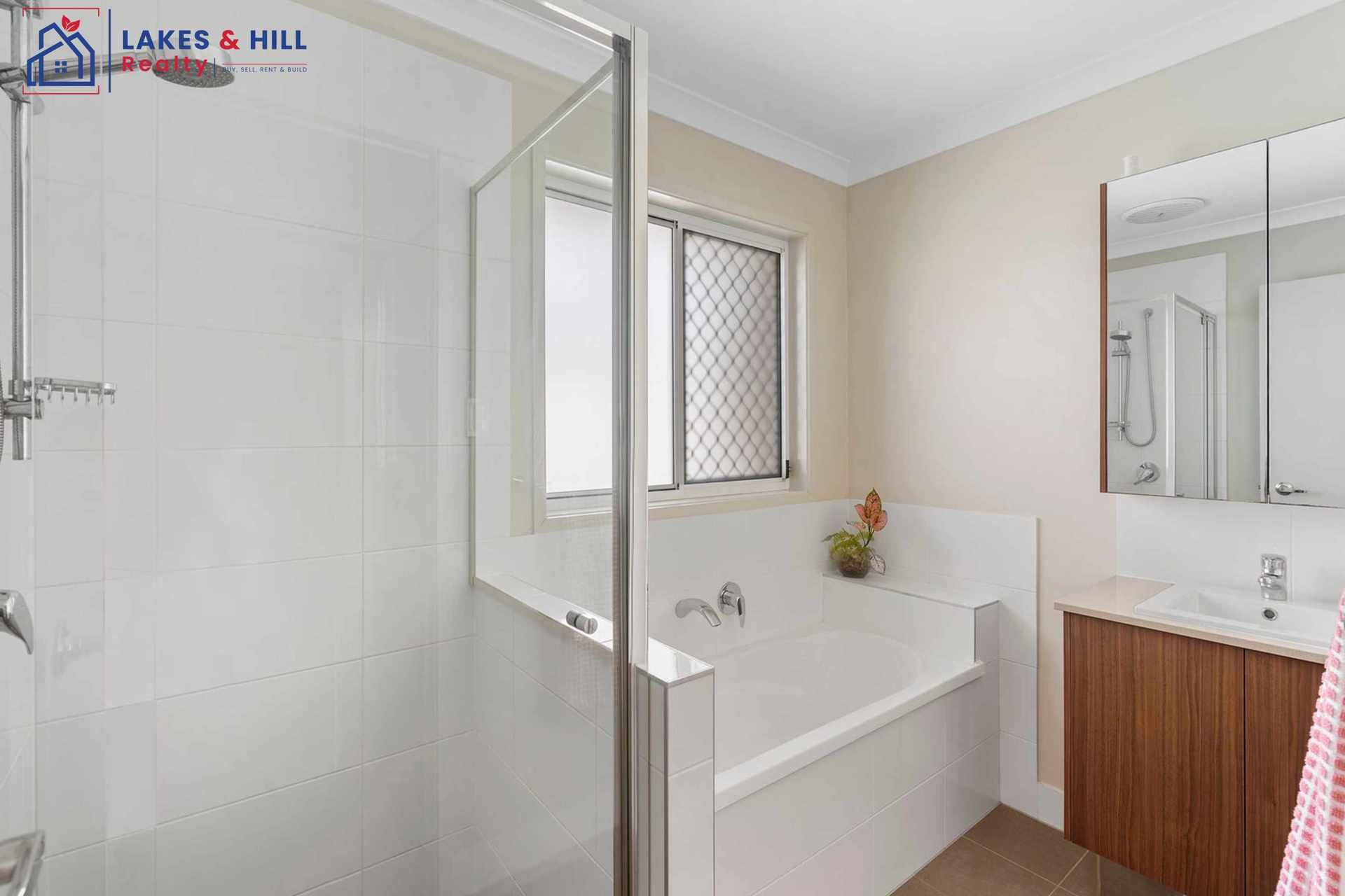 8 Ballyalla Crescent, Warner, QLD, 4500 — photo 9