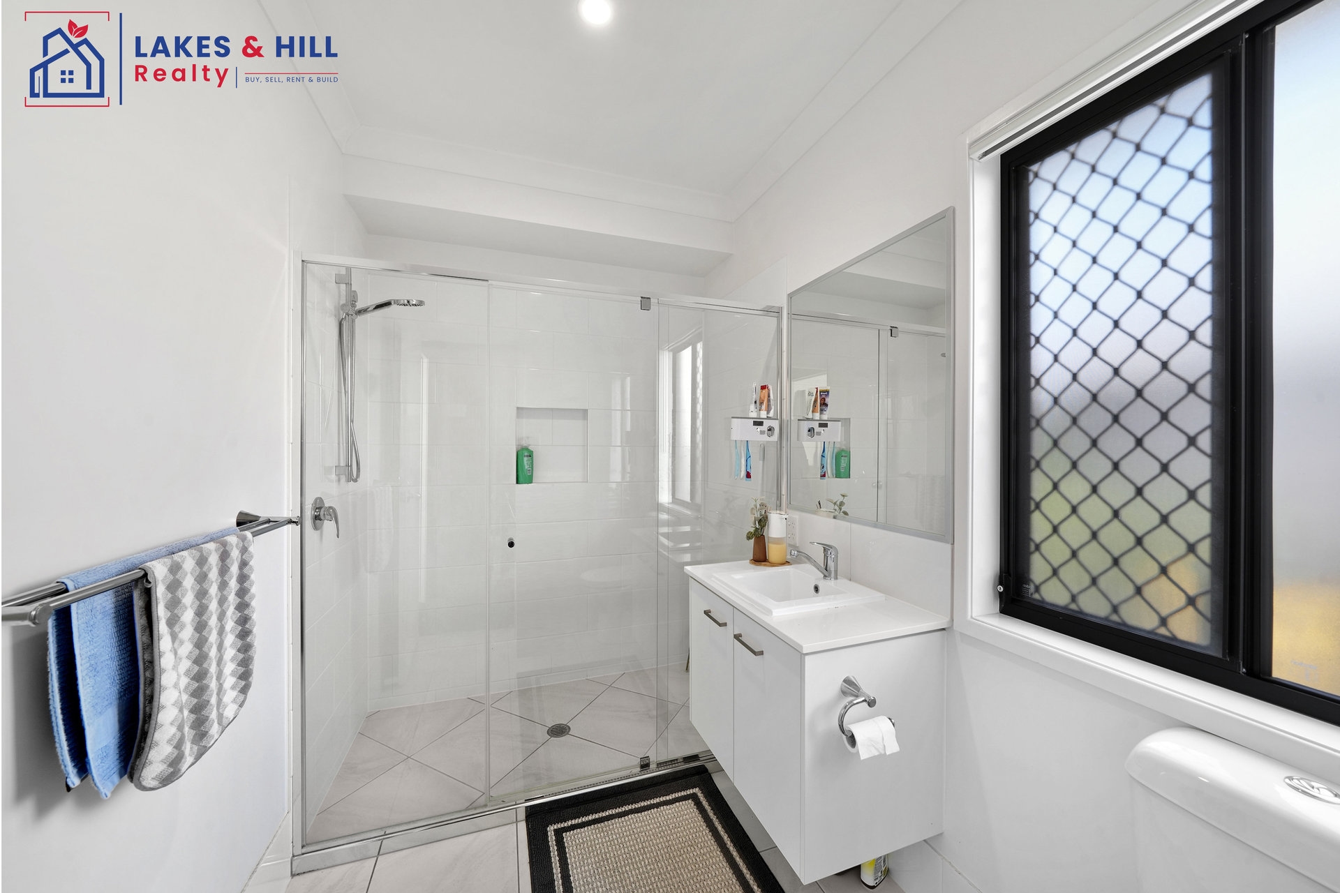 52 Regent Street, Joyner, QLD, 4500 — photo 9
