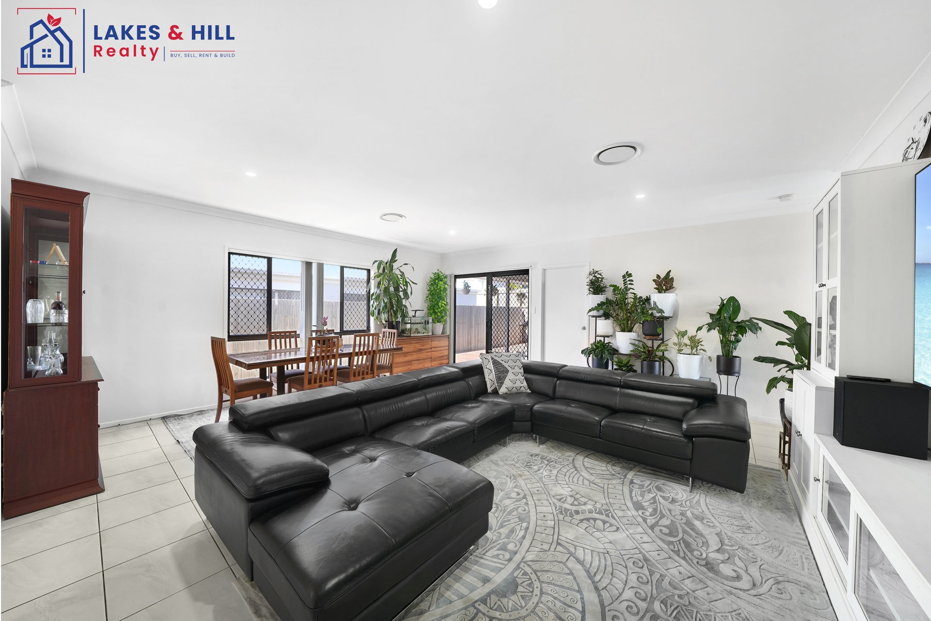 52 Regent Street, Joyner, QLD, 4500 — photo 2